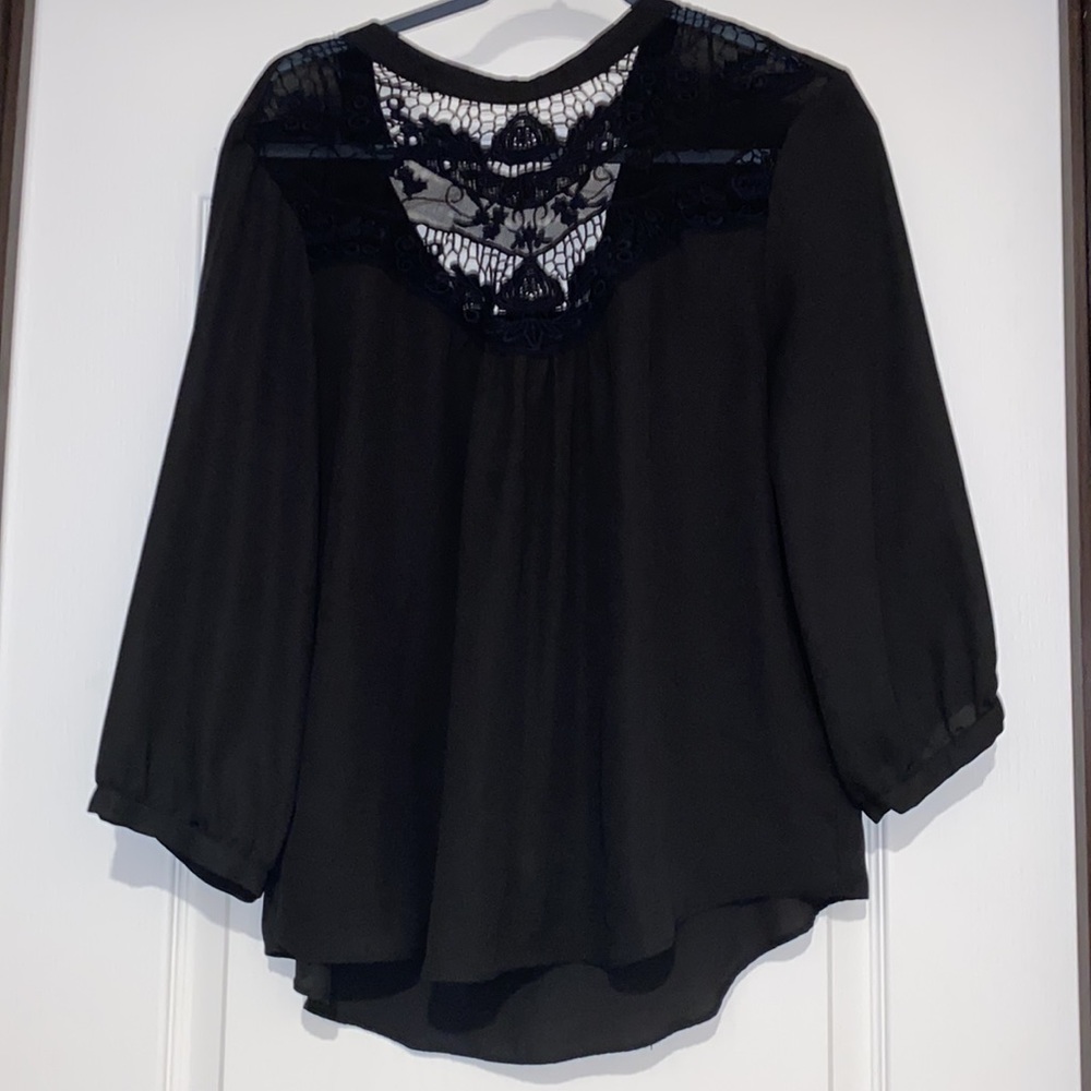 !!JUNIORS!! Long sleeve formal long sleeve w/ lace around neckline